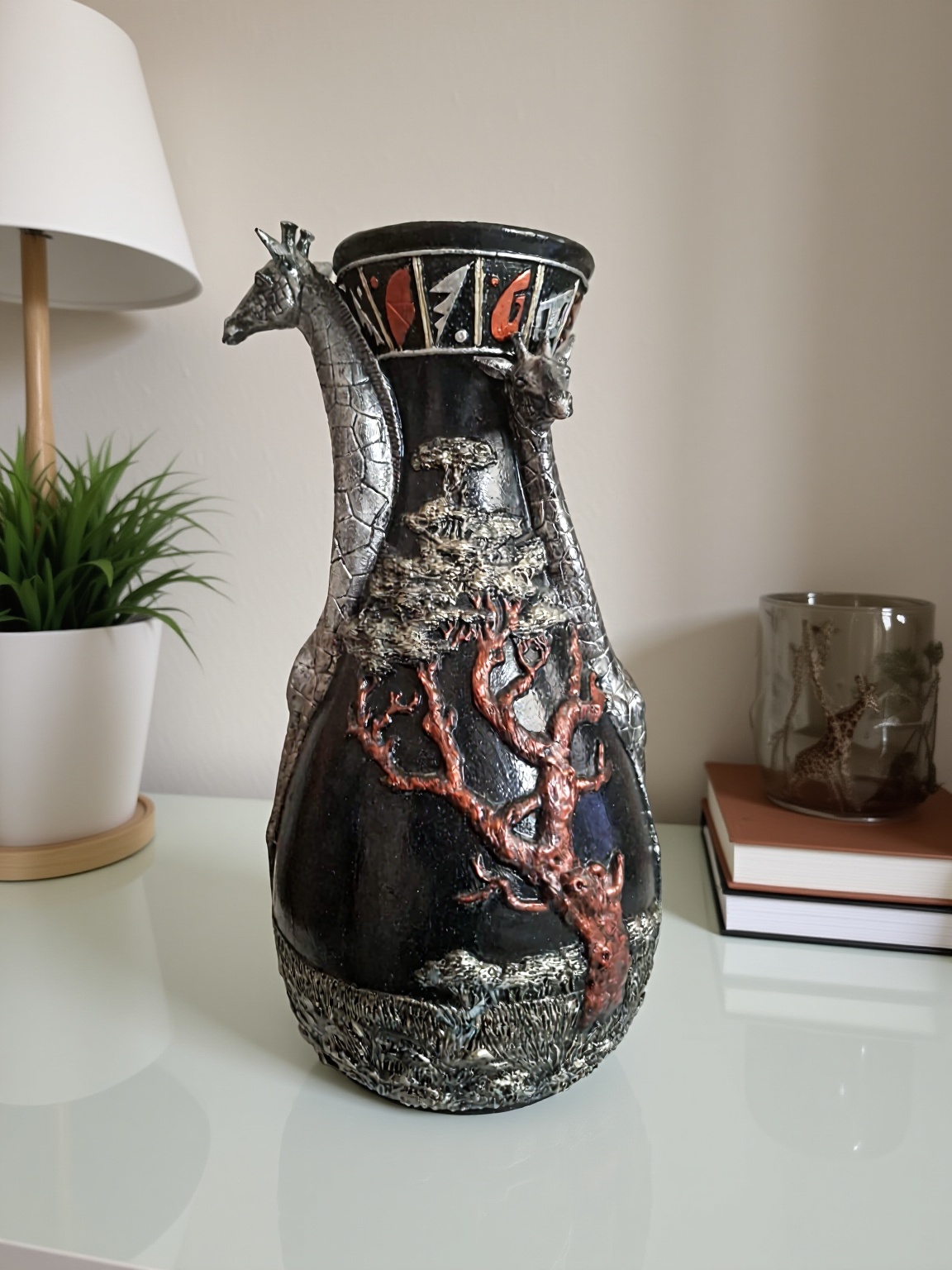 Zürafa Figürlü Dekoratif El Boyama Vazo - Anadolu El Emeği