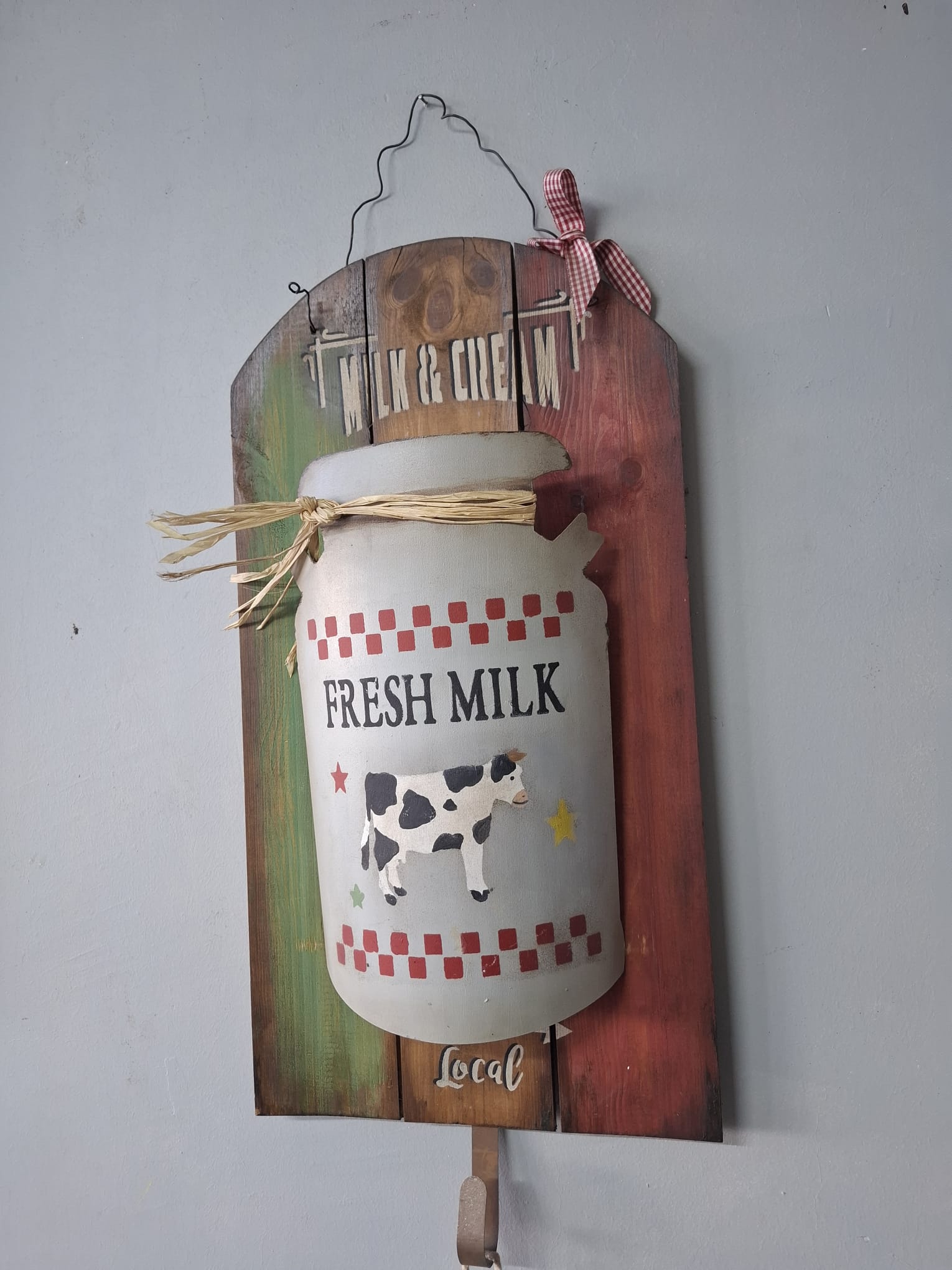 Ahşap Fresh Milk El Boyama Askılık - Anadolu El Emeği