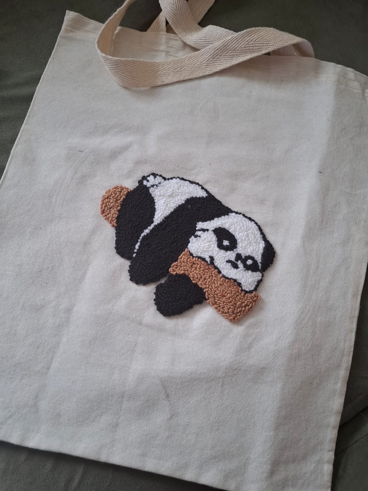 El yapımı Punch İşlemeli Bez Omuz Çantası