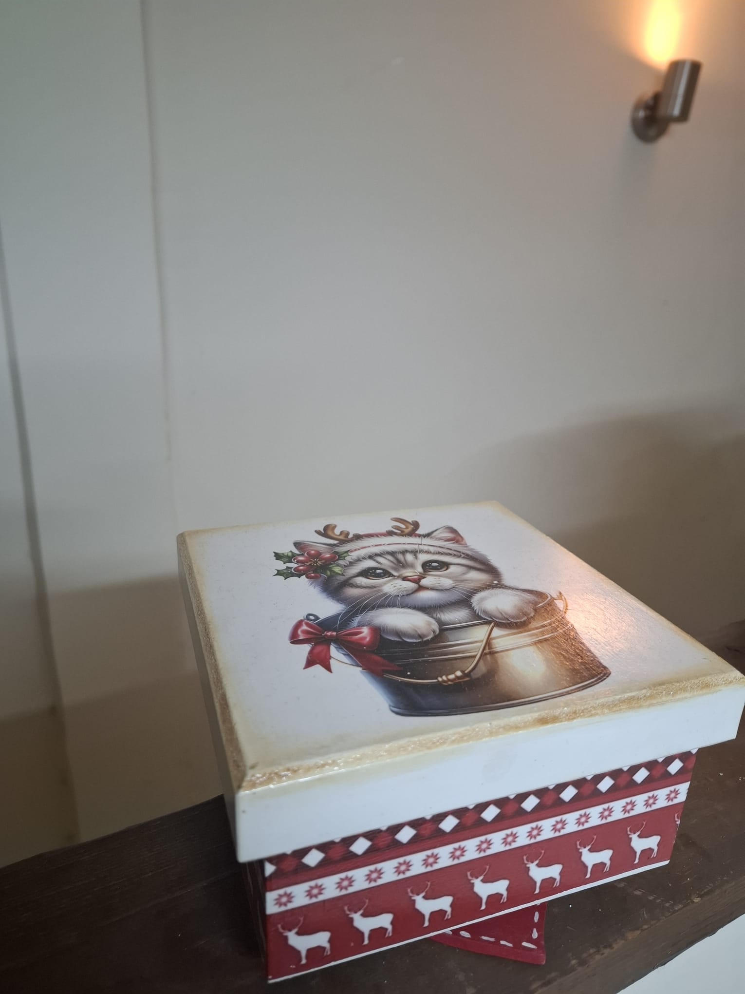 Ahşap El Boyama Dekoratif Kutu - Anadolu El Emeği